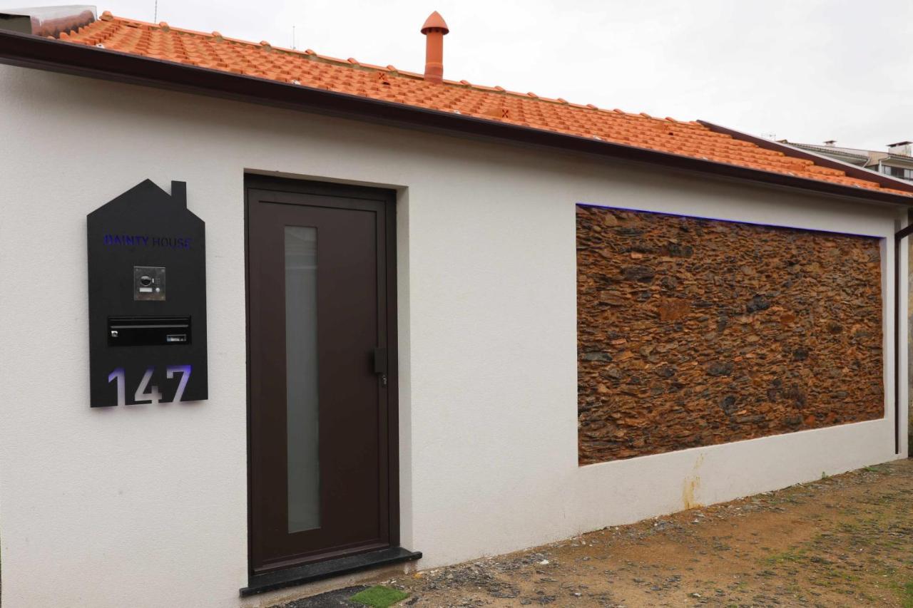 فيلا أوفارفي Dainty House المظهر الخارجي الصورة