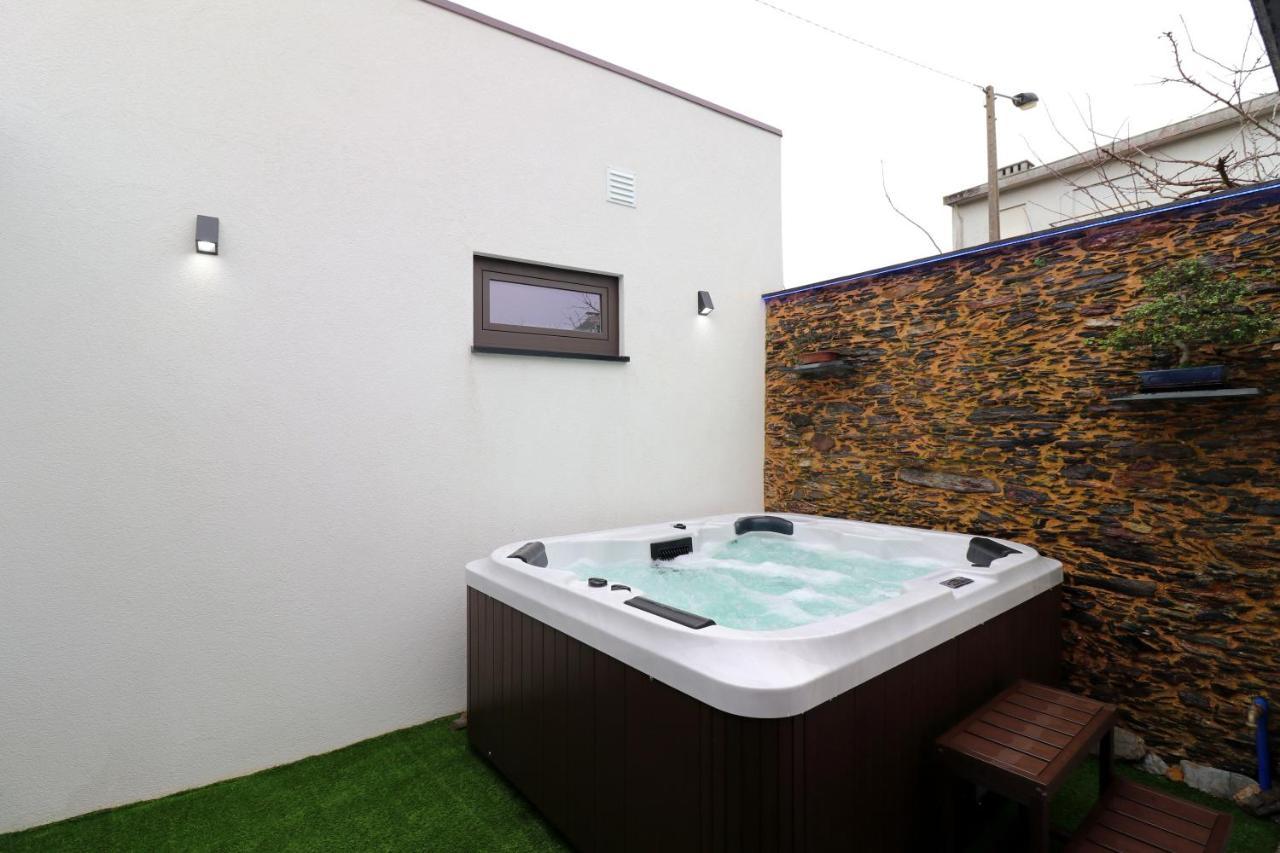 فيلا أوفارفي Dainty House المظهر الخارجي الصورة